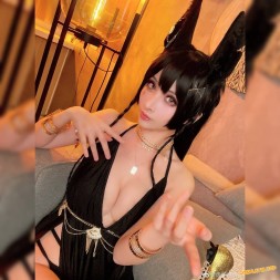 Откровенные косплей фотосеты